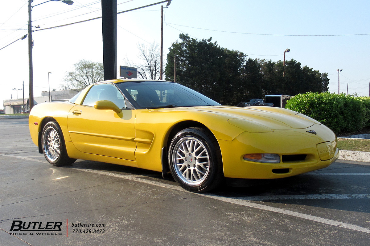 Chevrolet Corvette with 18in Cray Manta Wheels