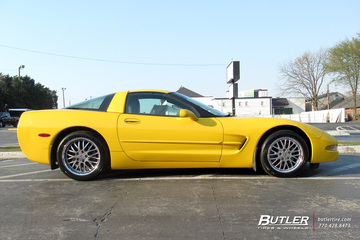 Chevrolet Corvette with 18in Cray Manta Wheels