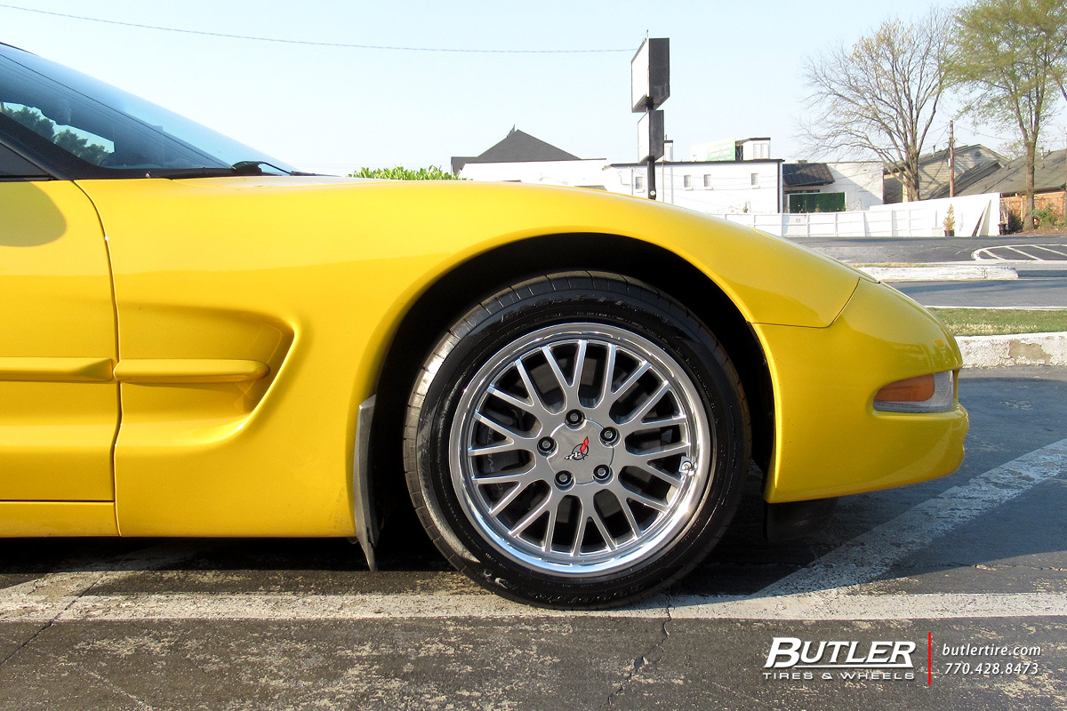 Chevrolet Corvette with 18in Cray Manta Wheels