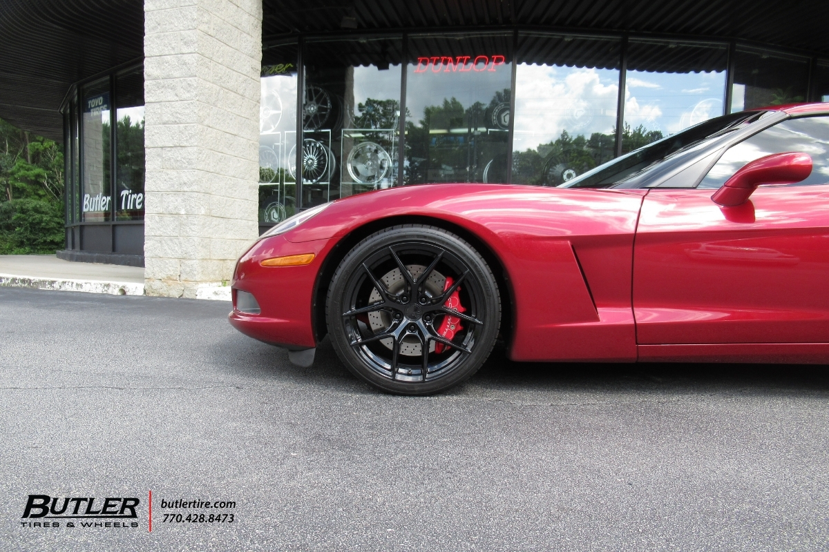 Chevrolet Corvette with 20in  Avant Garde M580R Wheels
