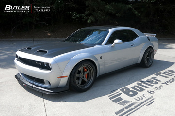 Dodge Challenger with 20in BC Forged MLE05 Wheels