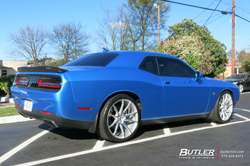 Dodge Challenger with 22in Savini BM12 Wheels