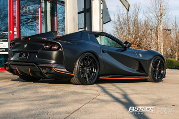 Ferrari 812 with  1886 G010 Wheels