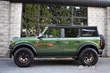 Ford Bronco with 18in Fuel Block Wheels