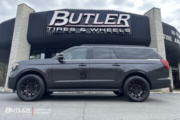 Ford Expedition with 22in 22in Fuel Mutiny Wheels