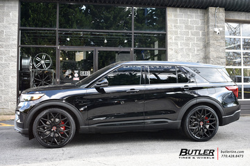 Ford Explorer with 22in Vossen HF-2 Wheels