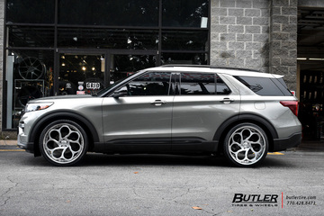 Ford Explorer with 24in Savini SV69 Wheels