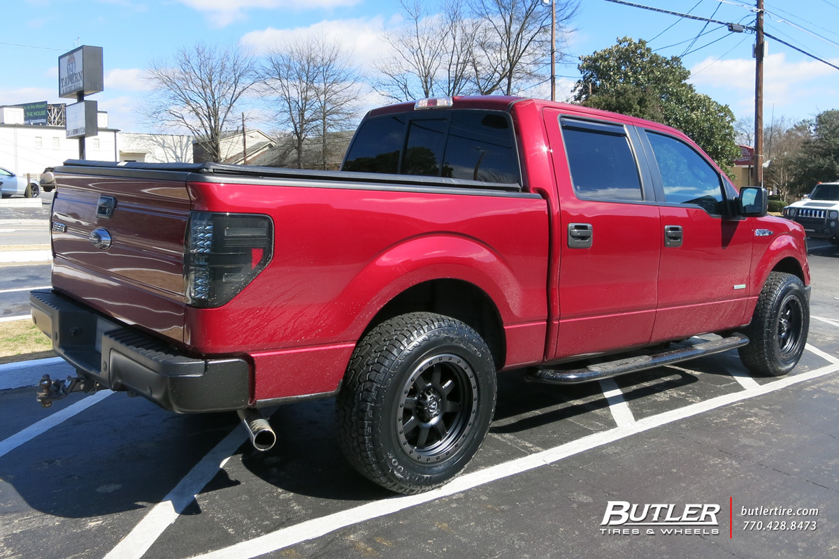 Ford F150 with 18in Fuel Trophy Wheels