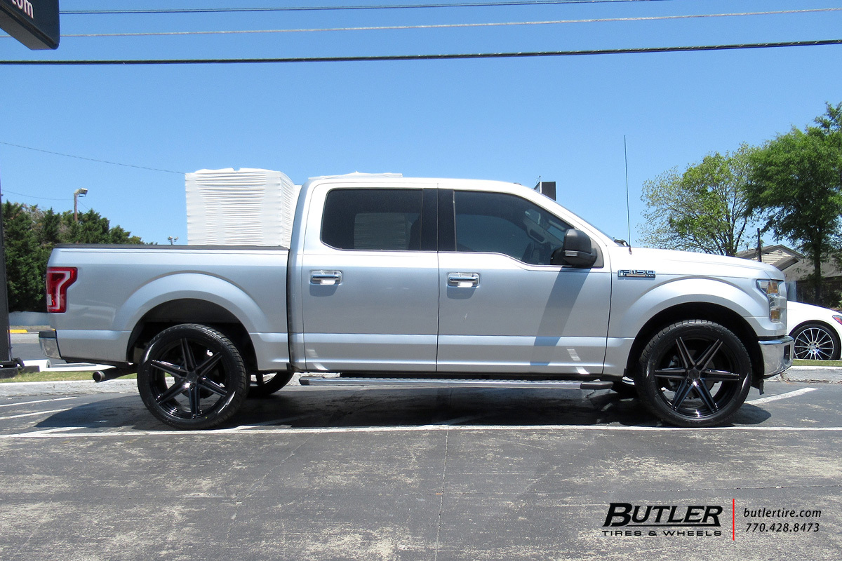Ford F150 with 24in Vossen HF6-2 Wheels