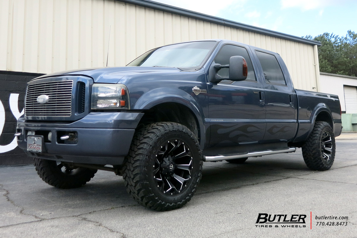 Ford F250 with 20in Fuel Assault Wheels