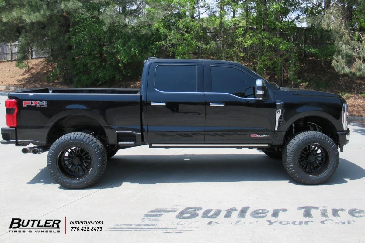 Ford F250 with 22in Fuel Clash Wheels