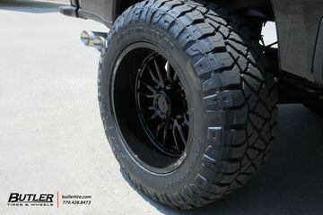 Ford F250 with 22in Fuel Clash Wheels