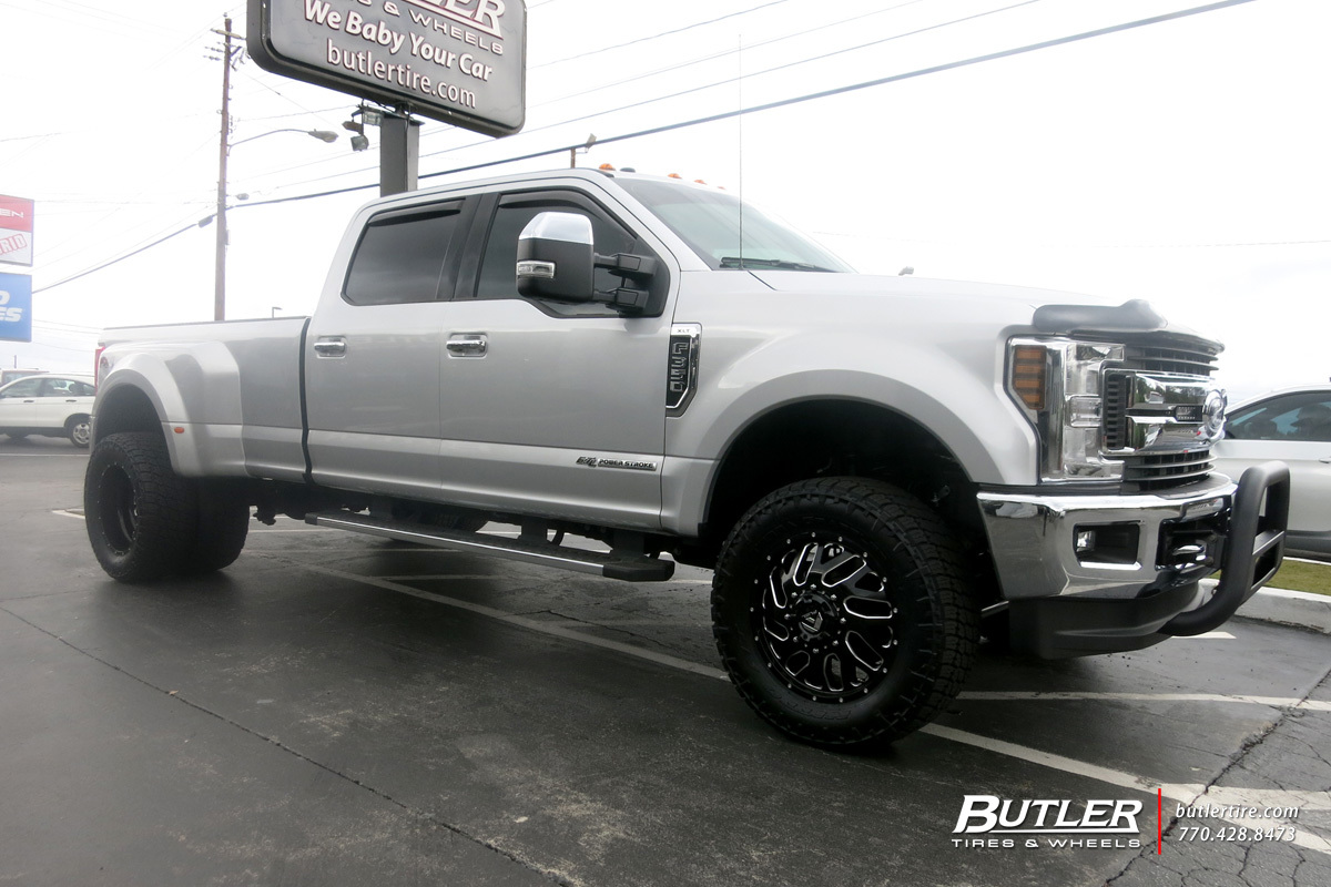Ford F350 with 20in Fuel Triton Wheels