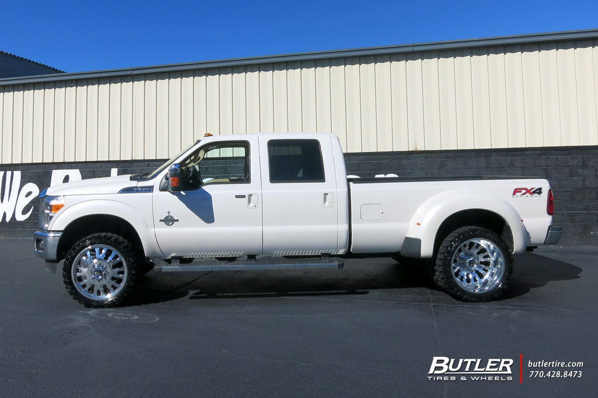 Ford F350 with 24in Fuel FF45D Wheels