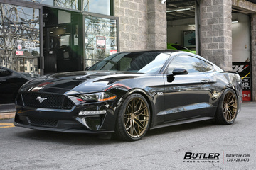 Ford Mustang with 20in Avant Garde M520R Wheels