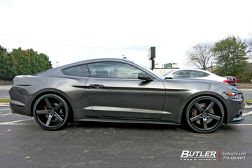 Ford Mustang with 20in Niche Milan Wheels