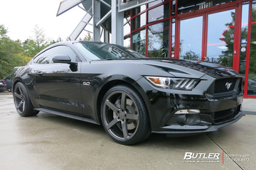 Ford Mustang with 20in Vossen CV3-R Wheels