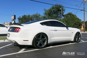 Ford Mustang with 20in Vossen VFS2 Wheels