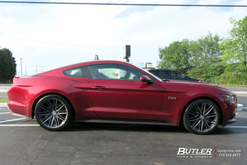 Ford Mustang with 20in Vossen VFS4 Wheels