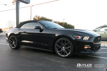 Ford Mustang with 20in Vossen VFS6 Wheels