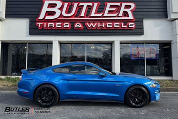 Ford Mustang GT with 19in Ford Performance Wheels