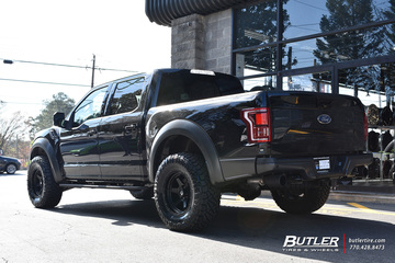Ford Raptor with 18in Fuel Shok Wheels