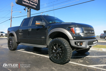 Ford Raptor with 20in Fuel Cleaver Wheels
