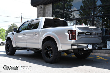 Ford Raptor with 20in Vossen VPS-310 Wheels