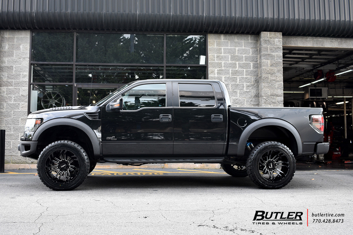 Ford Raptor with 22in Tuff T21 Wheels