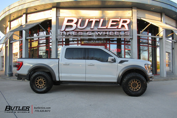 Ford Raptor with  18 in Method MR305 Wheels