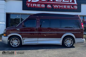 GMC Savanna with 20in Fittipaldi Wheels