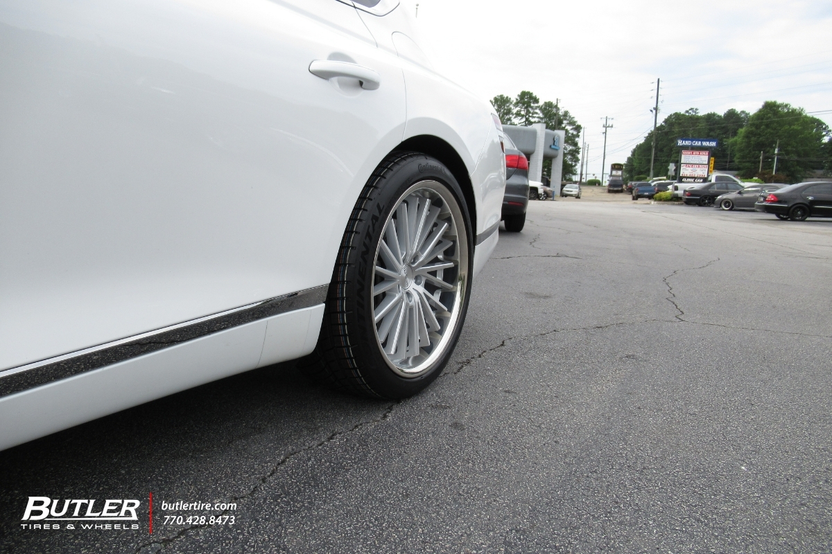 Genesis G80 with 20in Ravetti M14 Wheels