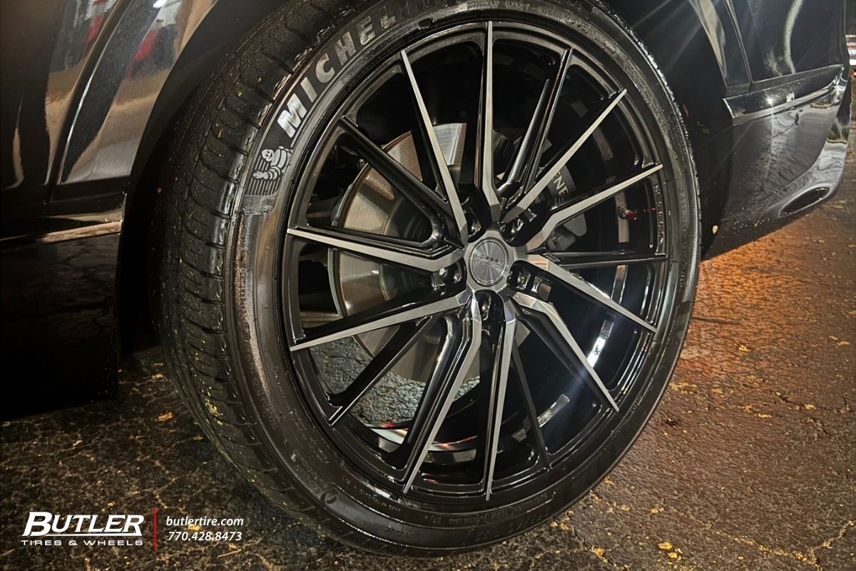 Genesis GV80 with 22in Vossen HF4T Wheels