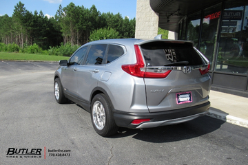 Honda CR-V with 18in US MAG RAMBLER Wheels