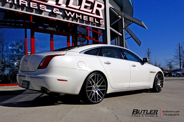 Jaguar XJL with 22in Lexani CSS8 Wheels