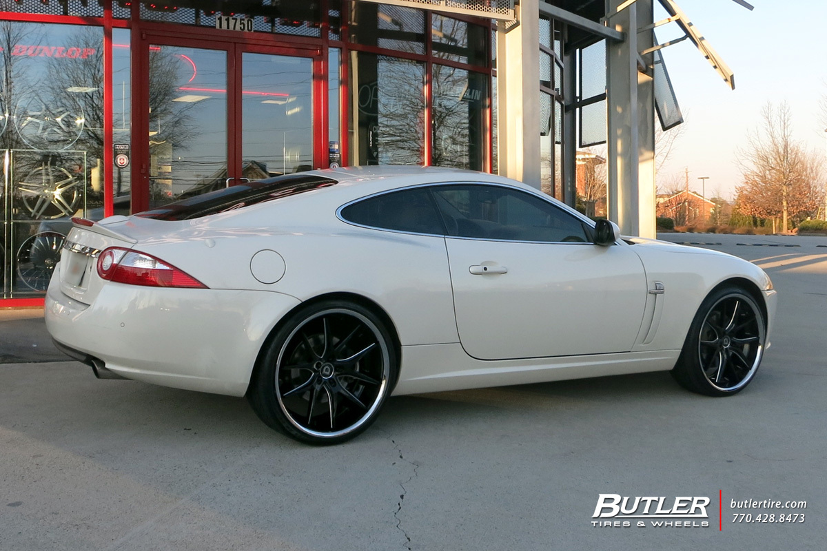 Jaguar XK with 22in Lexani R-Twelve Wheels
