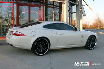 Jaguar XK with 22in Lexani R-Twelve Wheels