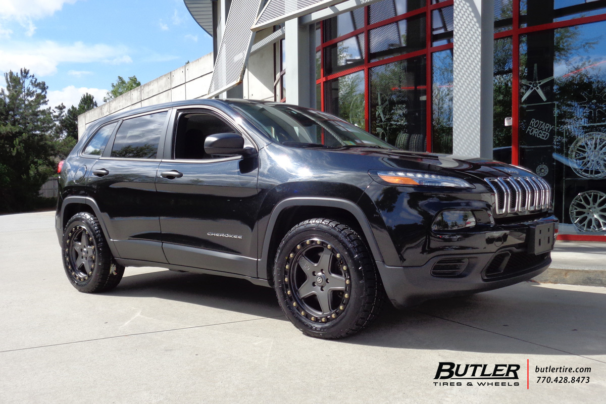 Jeep Cherokee with 18in ATX 194 Wheels
