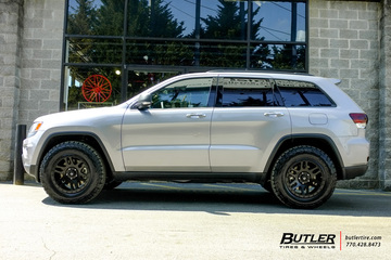 Jeep Grand Cherokee with 19in Fuel Recoil Wheels