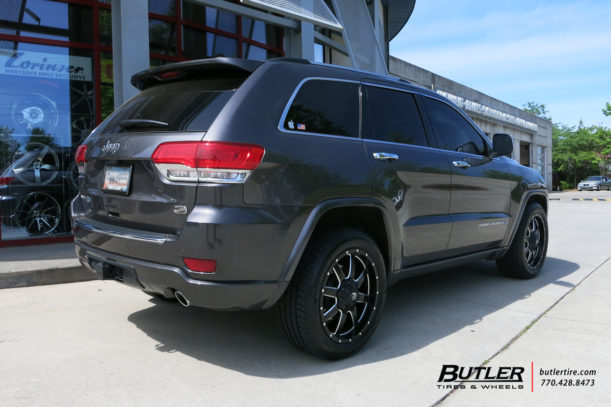 Jeep Grand Cherokee with 20in Fuel Maverick Wheels