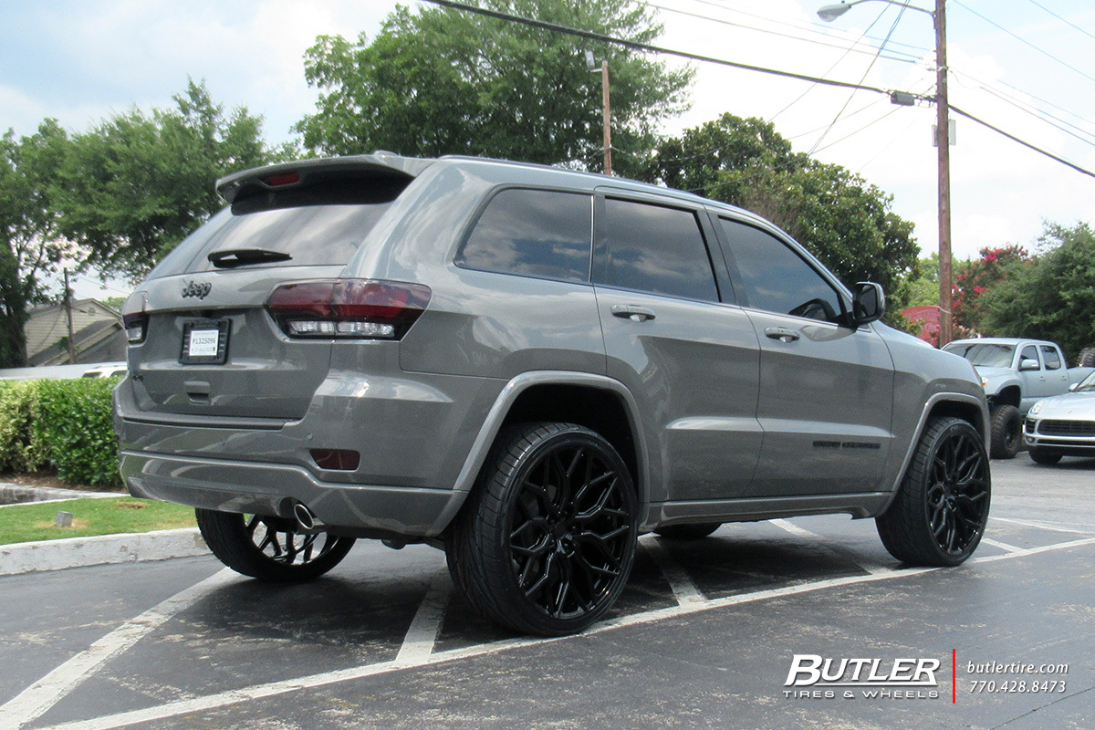 Jeep Grand Cherokee with 24in Vossen HF-2 Wheels