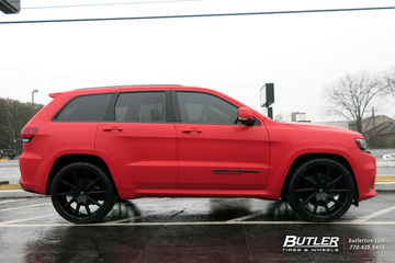 Jeep Grand Cherokee Trackhawk with 26in Lexani CSS15 Wheels