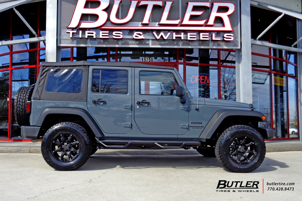 Jeep Wrangler with 18in Black Rhino Glamis Wheels