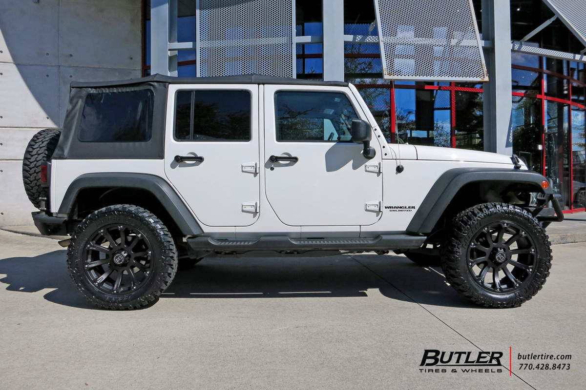 Jeep Wrangler with 20in Black Rhino Sidewinder Wheels