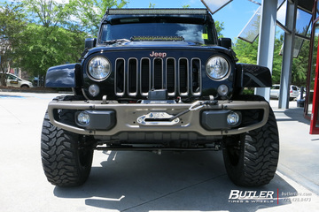 Jeep Wrangler with 20in Fuel Assault Wheels