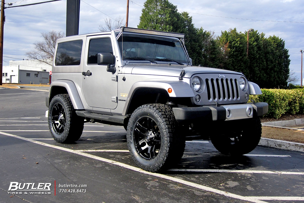 Jeep Wrangler with 20in Fuel Pump Wheels