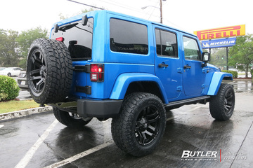 Jeep Wrangler with 20in Fuel Pump Wheels