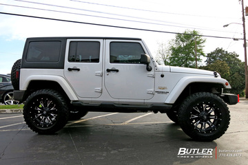 Jeep Wrangler with 20in Fuel Throttle Wheels
