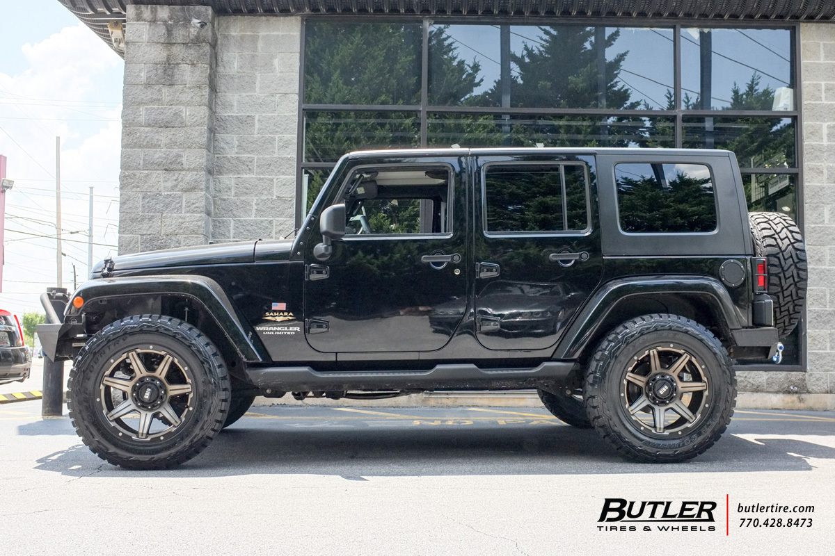 Jeep Wrangler with 20in Grid Offroad GD6 Wheels