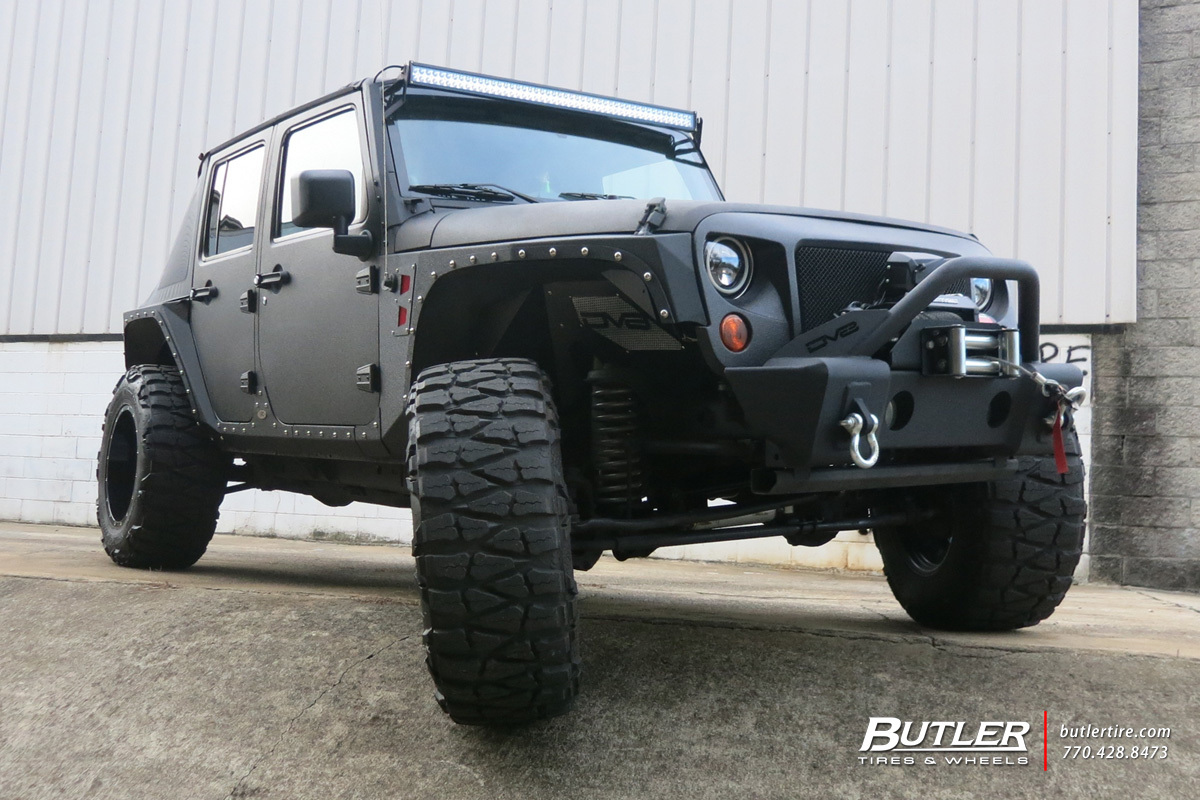 Jeep Wrangler with 20in Moto Metal 962 Wheels
